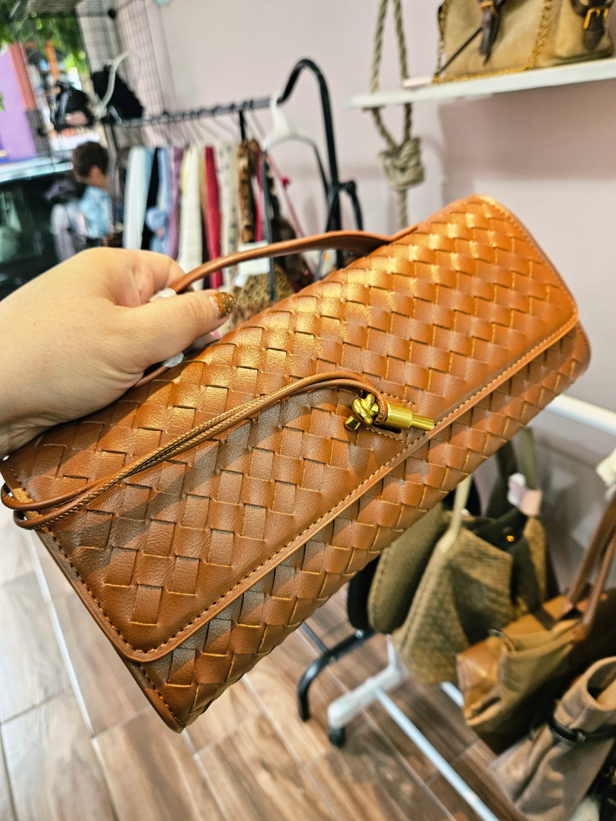 Clutch Tan