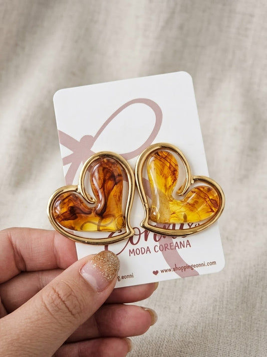 ARETES AMOR DORADO